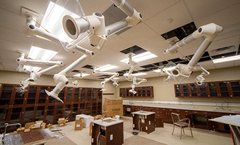 EMU's Suter Science Center lab