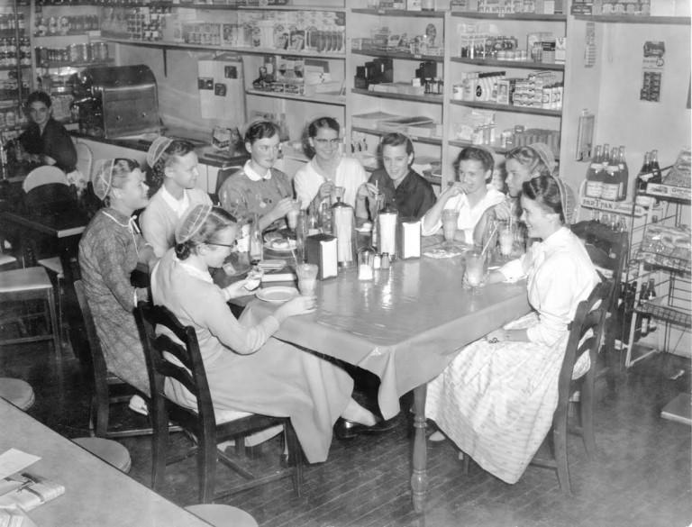 Snack Shop opens in 1940s